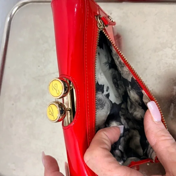 Ted Baker Red Patent Leather Clutch Womens Wallet - Picture 9 of 10